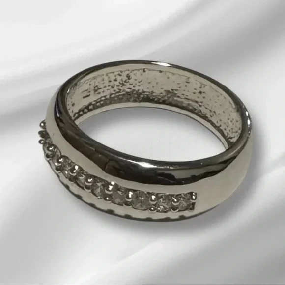 🇨🇦🆕5th Avenue Rhodium Ring - Picture 3 of 16